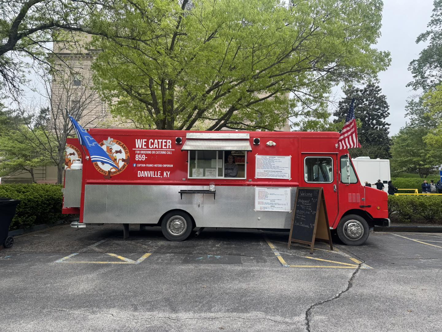 Crowd at food truck